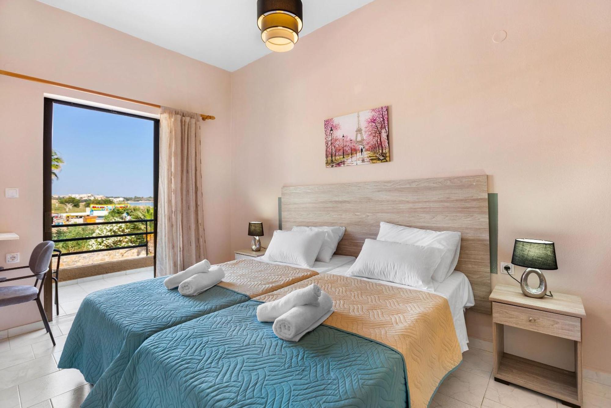Sun Beach Apartments In Chania 09 11 Exterior foto